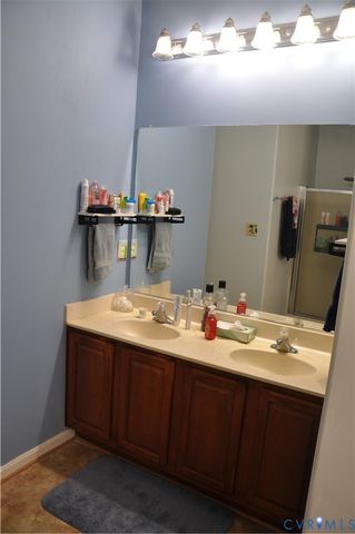 10621 Gallant Fox Way, Ruther Glen, VA 22546