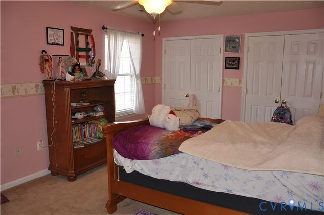 10621 Gallant Fox Way, Ruther Glen, VA 22546