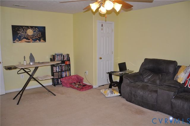 10621 Gallant Fox Way, Ruther Glen, VA 22546