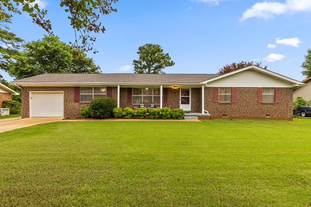 325 Kelsey Drive, Rossville, GA 30741