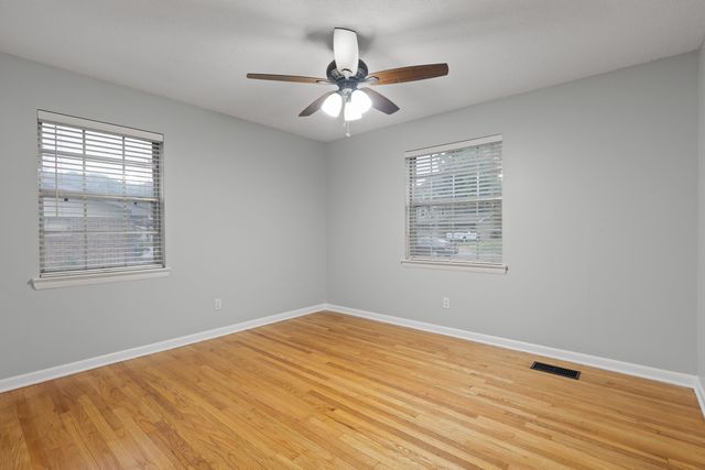 325 Kelsey Drive, Rossville, GA 30741