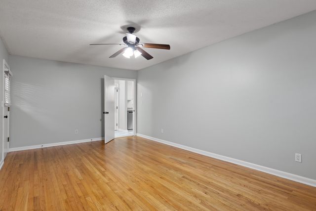 325 Kelsey Drive, Rossville, GA 30741