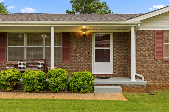 325 Kelsey Drive, Rossville, GA 30741