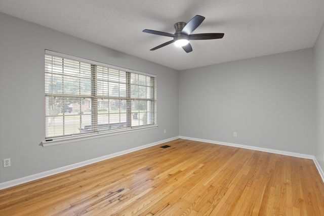 325 Kelsey Drive, Rossville, GA 30741