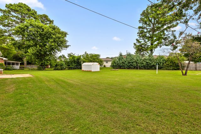 325 Kelsey Drive, Rossville, GA 30741