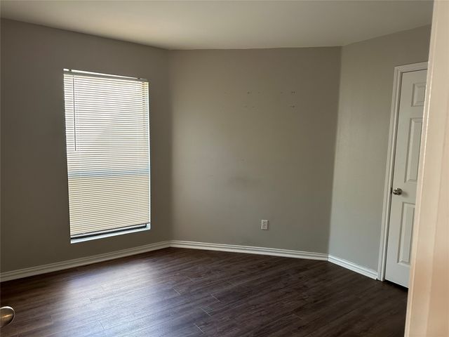 9817 Walnut Street 208, Dallas, TX 75243
