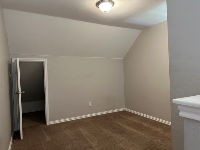 9817 Walnut Street 208, Dallas, TX 75243