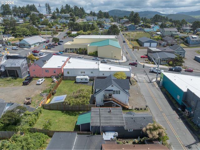 1409 Nw 14TH St, Lincoln City, OR 97367