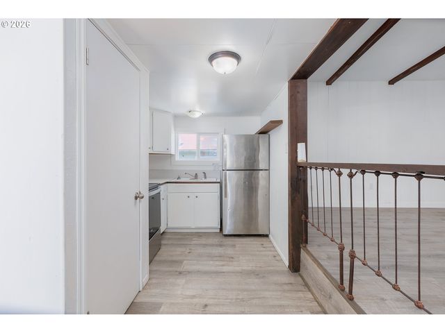 1409 Nw 14TH St, Lincoln City, OR 97367