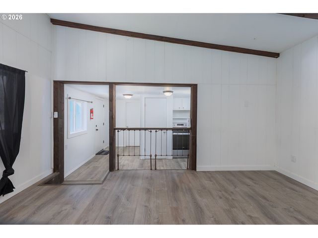 1409 Nw 14TH St, Lincoln City, OR 97367