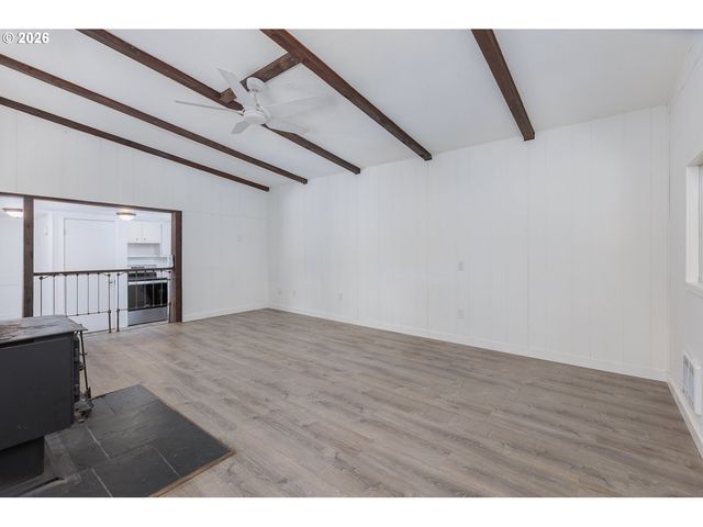 1409 Nw 14TH St, Lincoln City, OR 97367