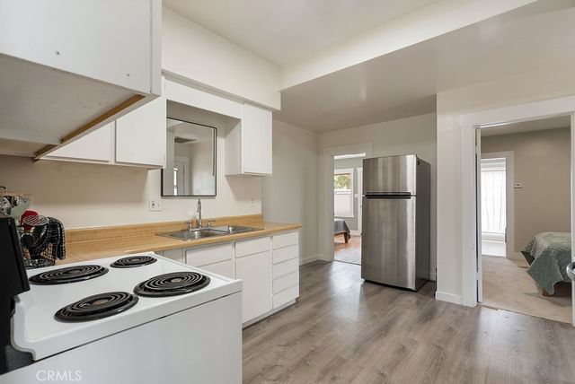 637 E Van Bibber, Orange, CA 92866