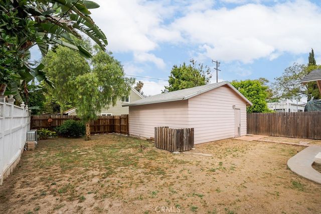 637 E Van Bibber, Orange, CA 92866
