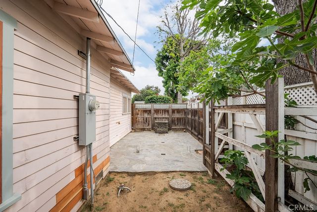 637 E Van Bibber, Orange, CA 92866