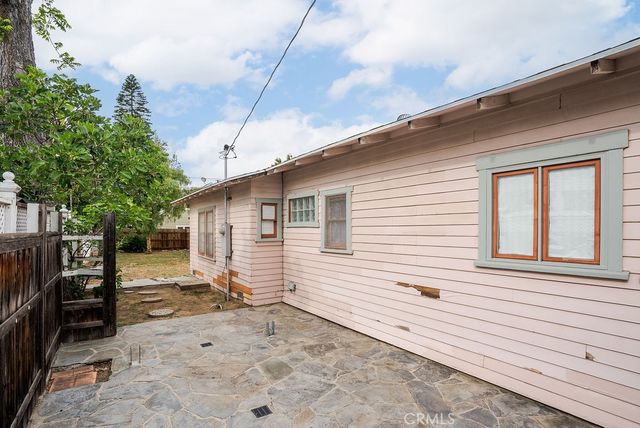 637 E Van Bibber, Orange, CA 92866