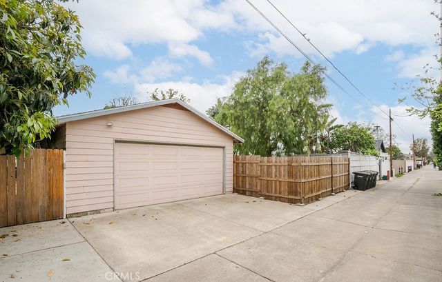 637 E Van Bibber, Orange, CA 92866
