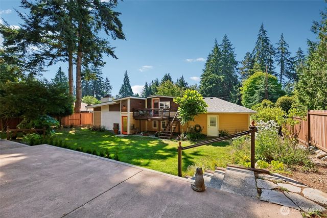 1620 N 183rd Street, Shoreline, WA 98133