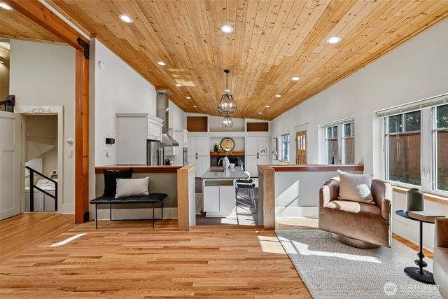 1620 N 183rd Street, Shoreline, WA 98133