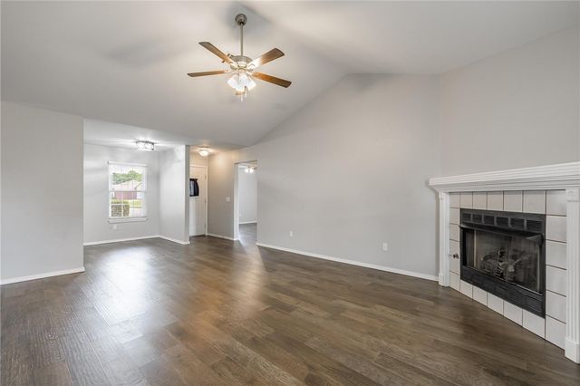 1415 S Camellia Lane, Fayetteville, AR 72704