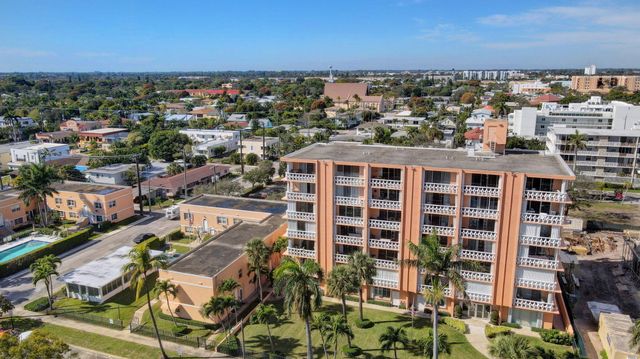 15 S Golfview Road 204, Lake Worth Beach, FL 33460