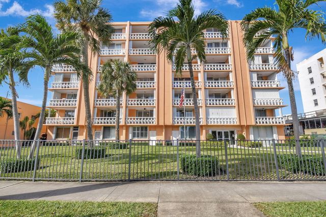 15 S Golfview Road 204, Lake Worth Beach, FL 33460