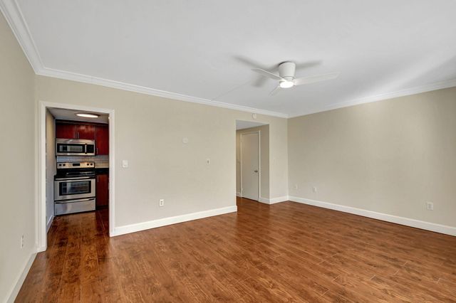 15 S Golfview Road 204, Lake Worth Beach, FL 33460