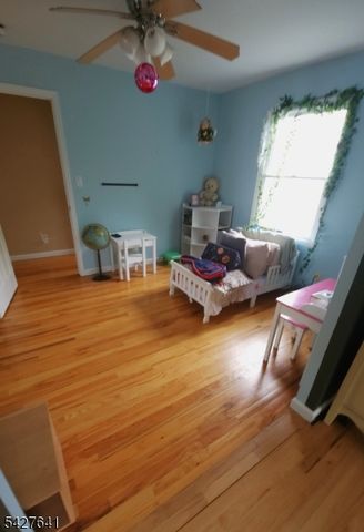 71 Hackberry Pl, Clifton City, NJ 07013