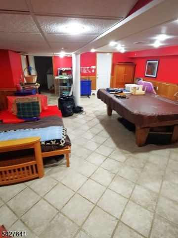 71 Hackberry Pl, Clifton City, NJ 07013