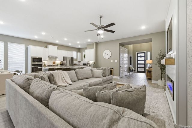 4207 Artabri, San Antonio, TX 78261