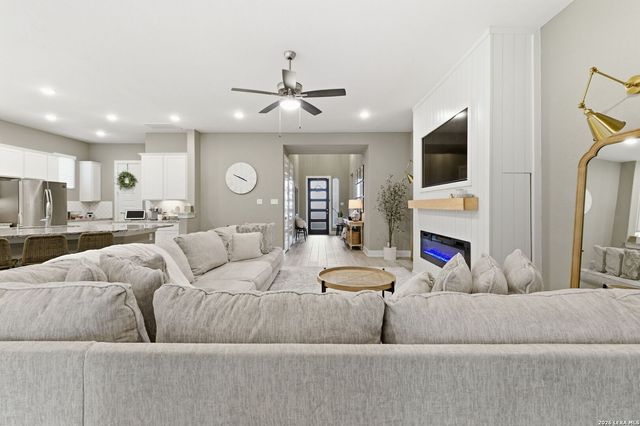 4207 Artabri, San Antonio, TX 78261