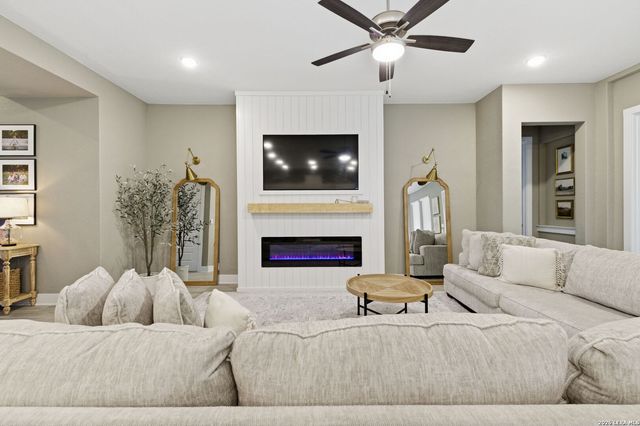 4207 Artabri, San Antonio, TX 78261