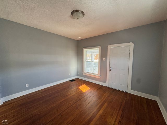 1546 S Alabama Street, Indianapolis, IN 46225