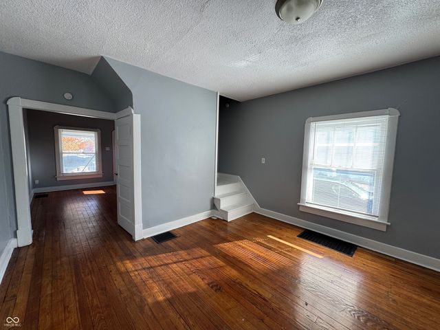 1546 S Alabama Street, Indianapolis, IN 46225