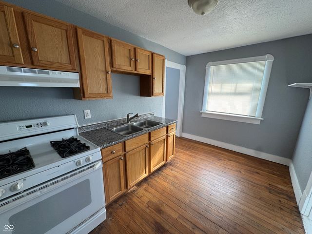 1546 S Alabama Street, Indianapolis, IN 46225