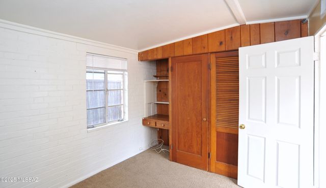 2520 E Helen Street, Tucson, AZ 85716