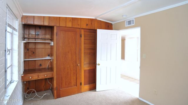 2520 E Helen Street, Tucson, AZ 85716