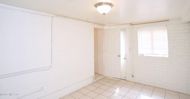 2520 E Helen Street, Tucson, AZ 85716