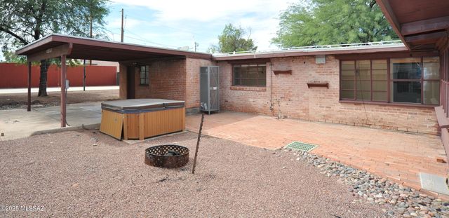 2520 E Helen Street, Tucson, AZ 85716