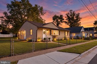 25 BARNARD AVE, Gloucester City, NJ 08030