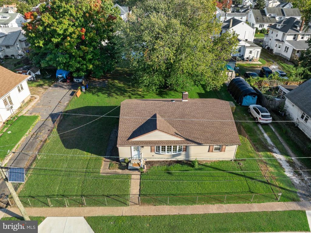 25 BARNARD AVE, GLOUCESTER CITY, NJ 08030 — photo 2