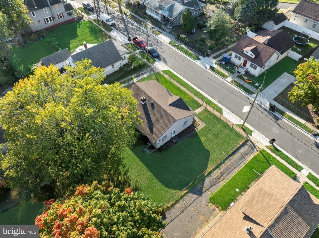 25 BARNARD AVE, GLOUCESTER CITY, NJ 08030 — photo 3