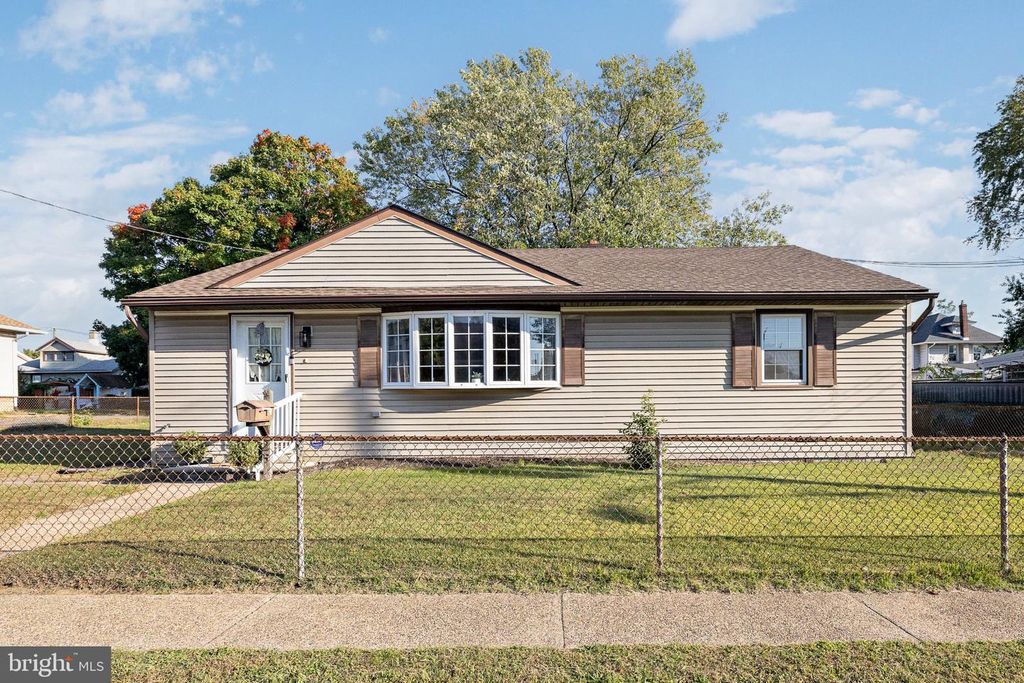25 BARNARD AVE, GLOUCESTER CITY, NJ 08030 — photo 4