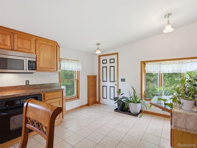 2976 Slattery Road, Attica Township, MI 48412