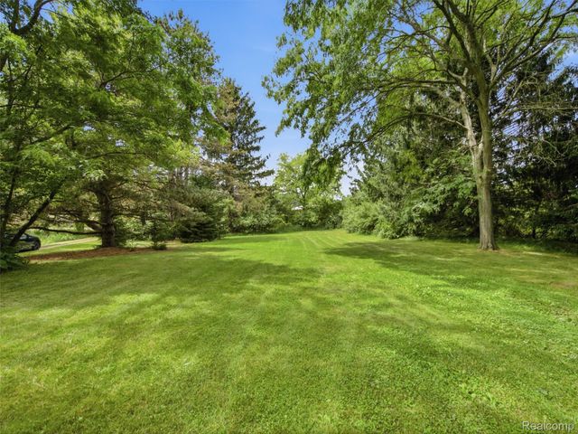 2976 Slattery Road, Attica Township, MI 48412