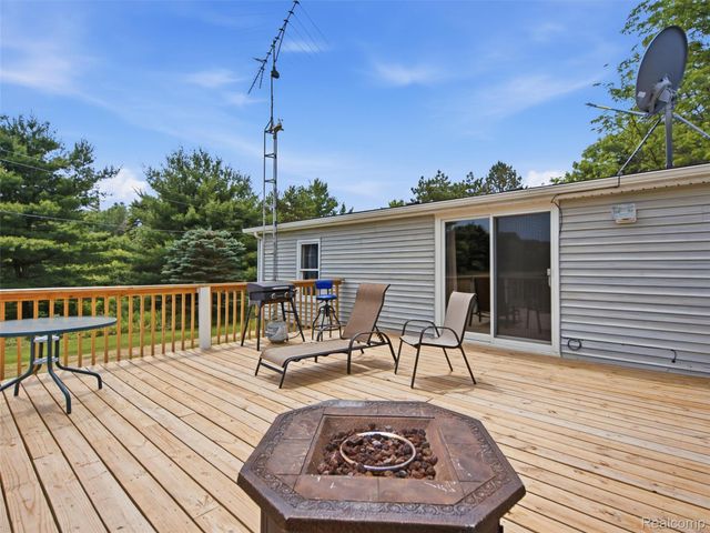 2976 Slattery Road, Attica Township, MI 48412