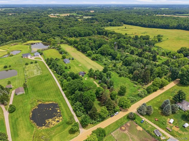 2976 Slattery Road, Attica Township, MI 48412