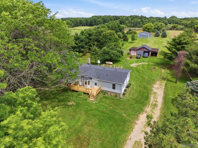 2976 Slattery Road, Attica Township, MI 48412