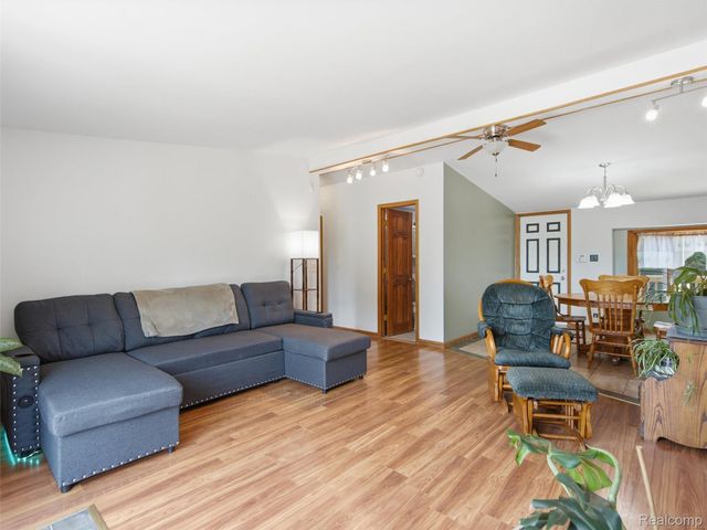 2976 Slattery Road, Attica Township, MI 48412