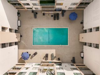 927 N Kings Road 118, West Hollywood, CA 90069