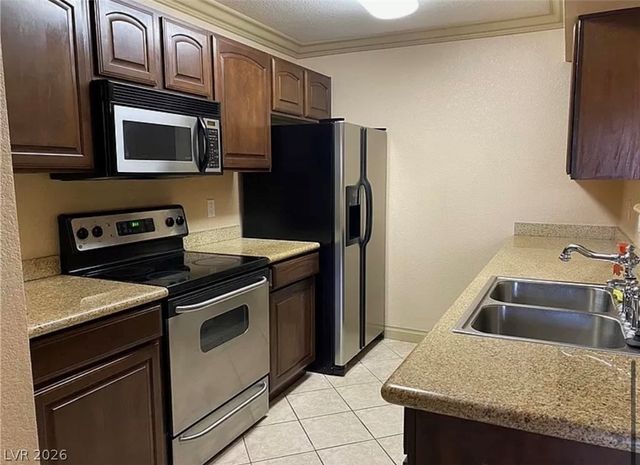 8101 West Flamingo Road 2016, Las Vegas, NV 89147